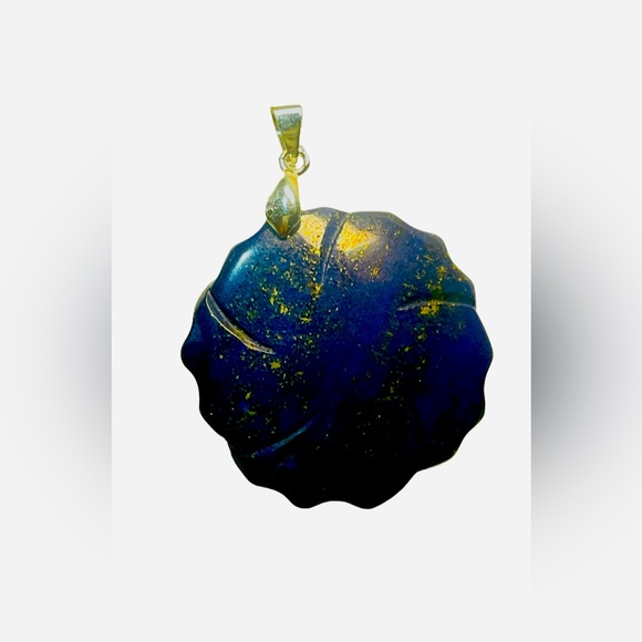 Natural Lapis Lazuli Hand Carved Floral Pendant - Picture 4 of 8